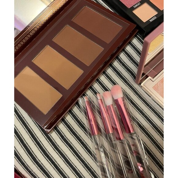 New Makeup Bundle and Brushes - Picture 5 of 6